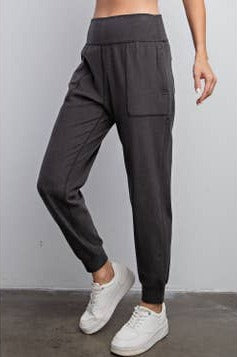 Rae Mode - Mini Rib Full Length Jogger Pant in Charcoal