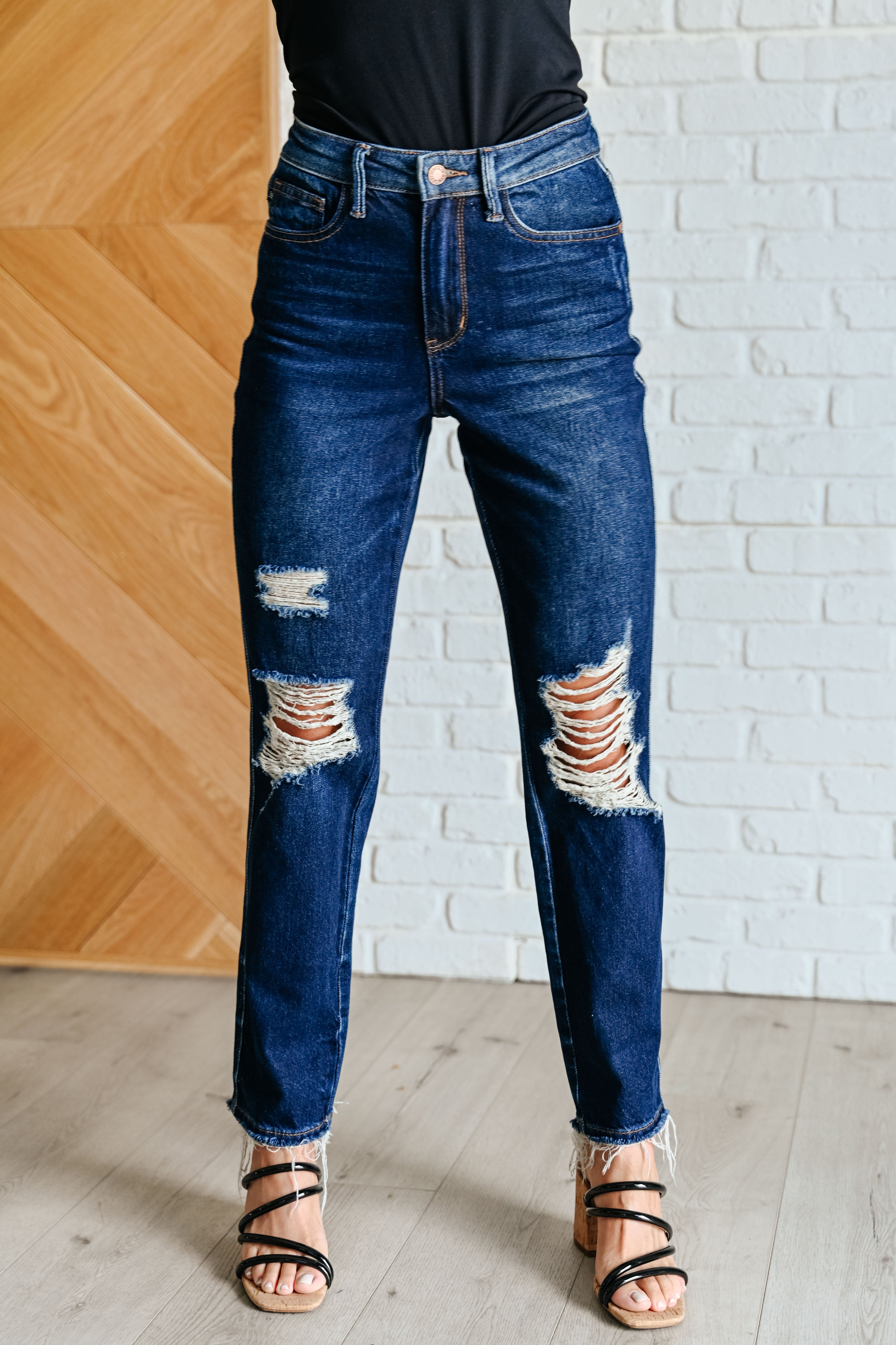 Judy Blue High Rise "Montana" Jeans on Sarah size 0